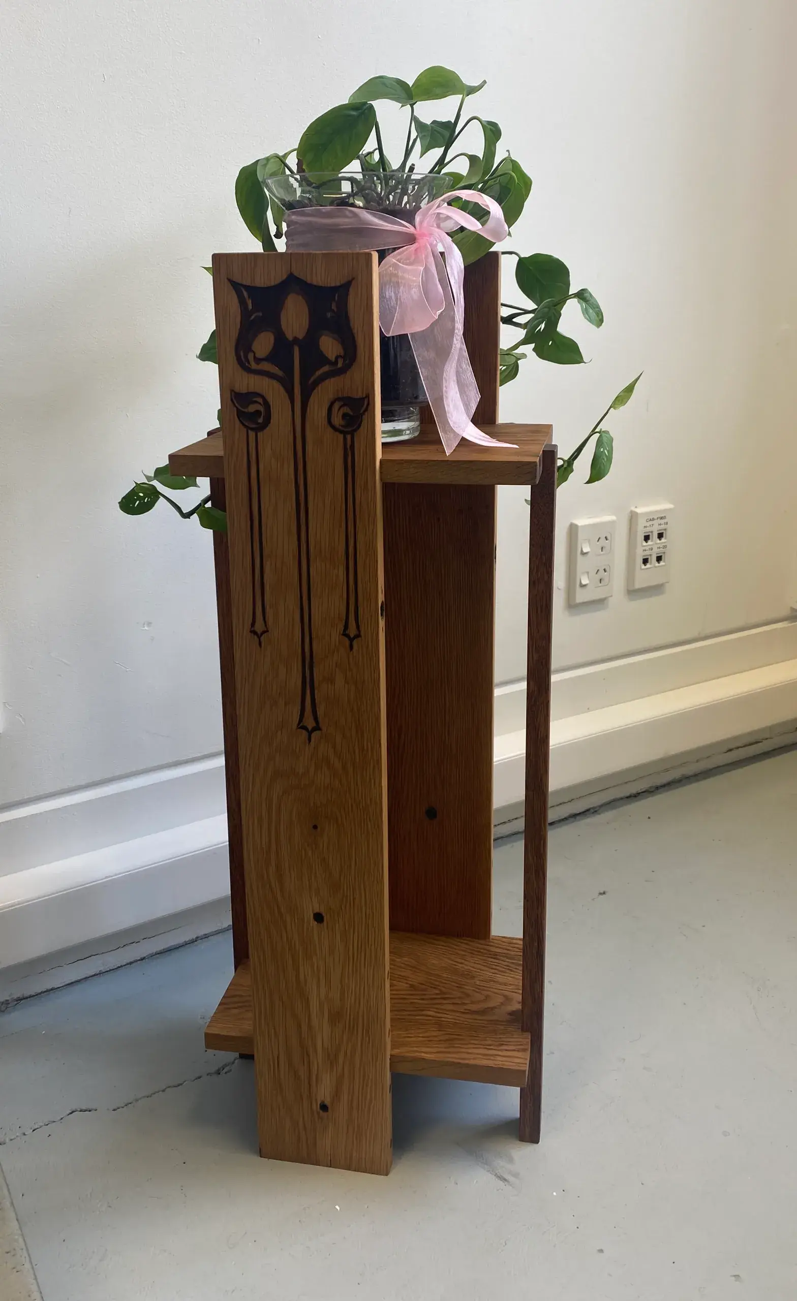 Plant Stand 